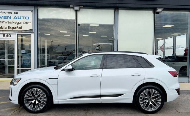 2024 Audi Q8 e-tron Prestige quattro - 22947757 - 29