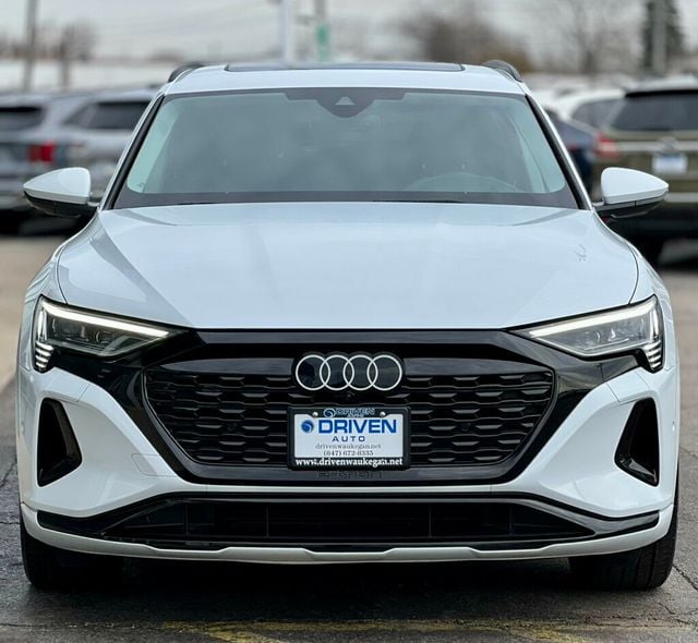 2024 Audi Q8 e-tron Prestige quattro - 22947757 - 5