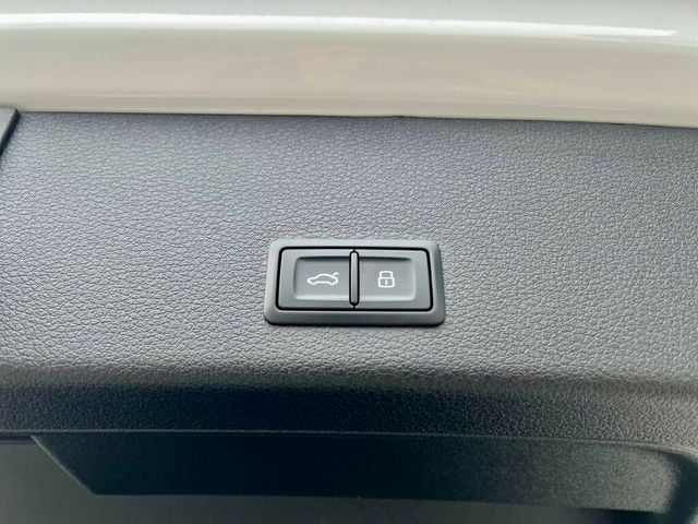 2024 Audi Q8 e-tron Prestige quattro - 22947757 - 8