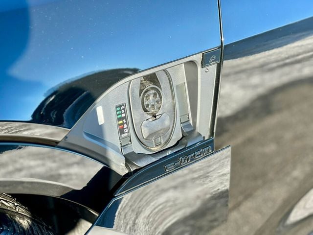 2024 Audi Q8 e-tron Prestige quattro - 22949609 - 10