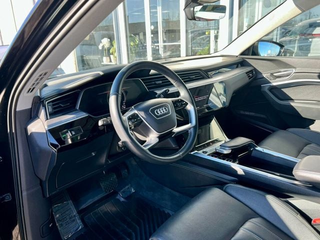 2024 Audi Q8 e-tron Prestige quattro - 22949609 - 12