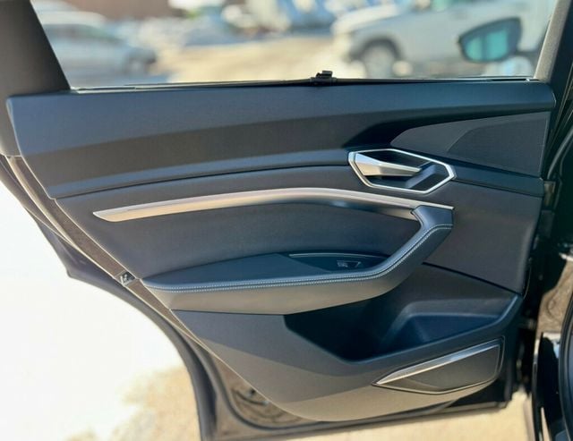 2024 Audi Q8 e-tron Prestige quattro - 22949609 - 15