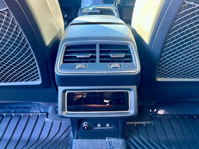 2024 Audi Q8 e-tron Prestige quattro - 22949609 - 17