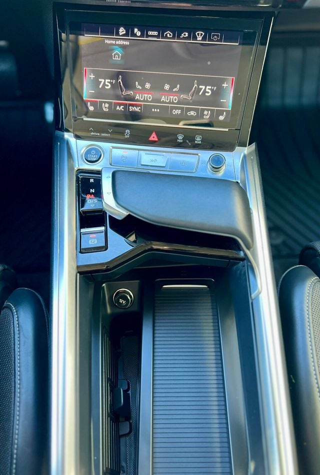 2024 Audi Q8 e-tron Prestige quattro - 22949609 - 26