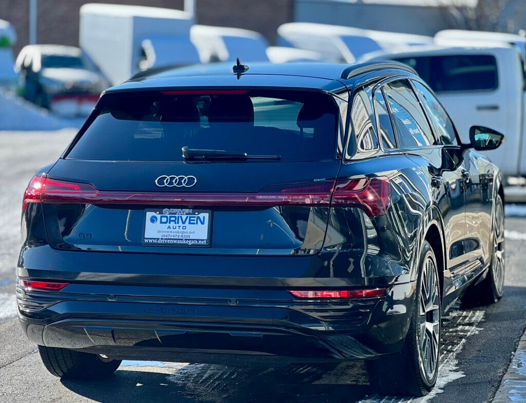 2024 Audi Q8 e-tron Prestige quattro - 22949609 - 4