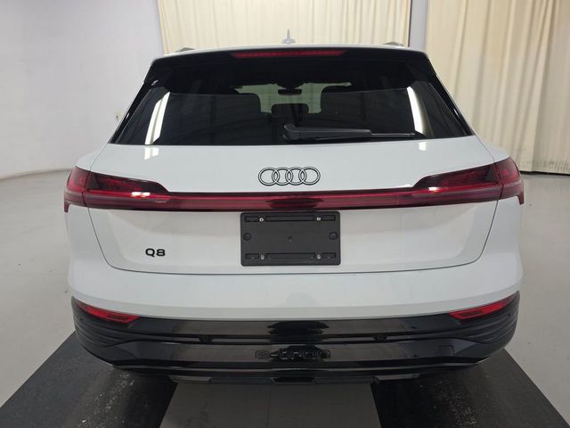 2024 Audi Q8 e-tron Prestige quattro - 23048149 - 3