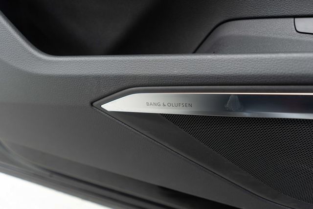 2024 Audi Q8 e-tron Prestige quattro - 23099945 - 17