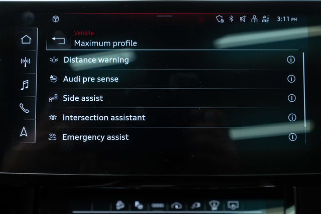 2024 Audi Q8 e-tron Prestige quattro - 23099945 - 29
