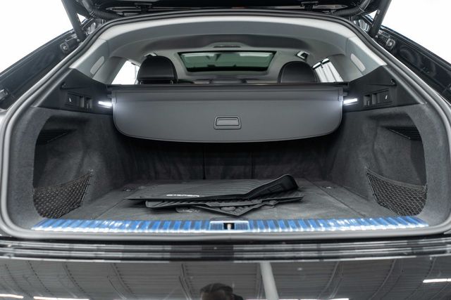 2024 Audi Q8 e-tron Prestige quattro - 23099945 - 32
