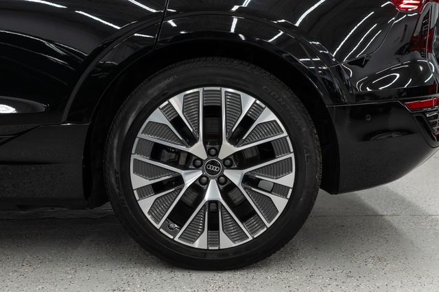 2024 Audi Q8 e-tron Prestige quattro - 23099945 - 35