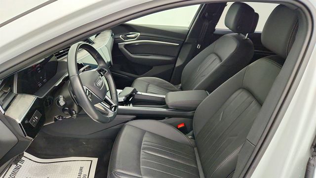 2024 Audi Q8 e-tron Sportback S line Premium Plus quattro - 23000050 - 20