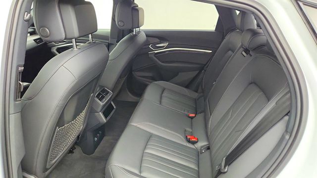 2024 Audi Q8 e-tron Sportback S line Premium Plus quattro w/ Black Optic Package - 23000050 - 21