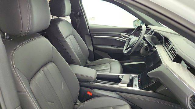 2024 Audi Q8 e-tron Sportback S line Premium Plus quattro w/ Black Optic Package - 23000050 - 24