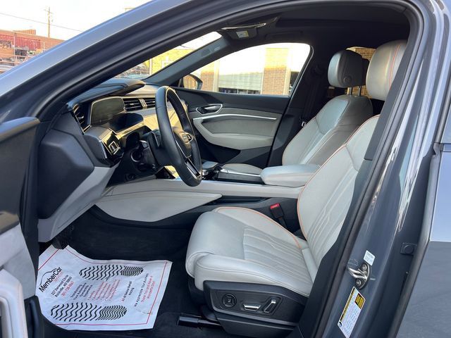 2024 Audi Q8 e-tron Sportback S line Prestige quattro - 22992597 - 10