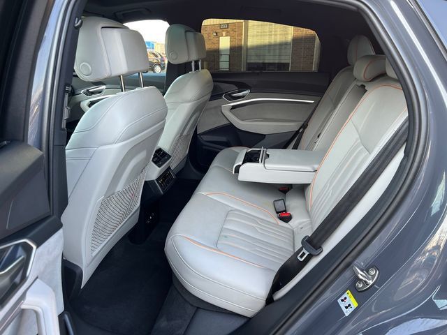 2024 Audi Q8 e-tron Sportback S line Prestige quattro - 22992597 - 11