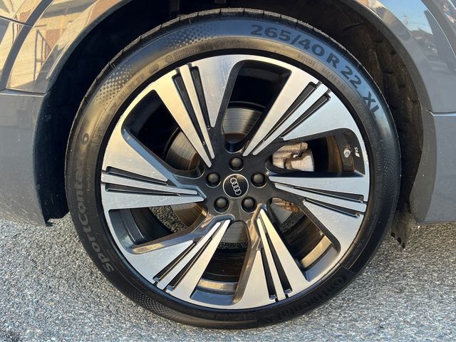 2024 Audi Q8 e-tron Sportback S line Prestige quattro - 22992597 - 17