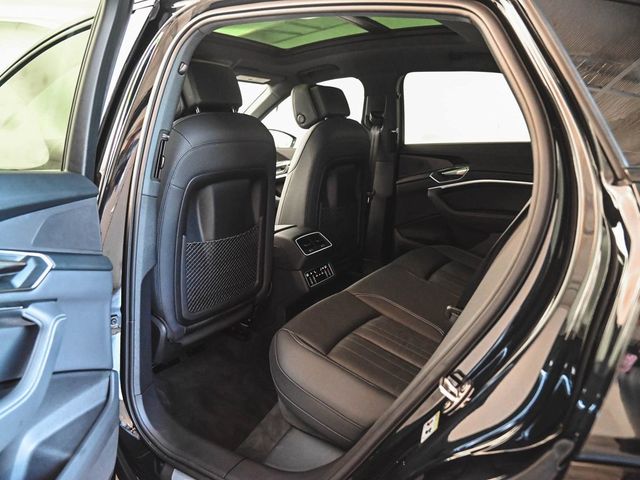 2024 Audi Q8 Sportback e-tron Premium - 22870981 - 30