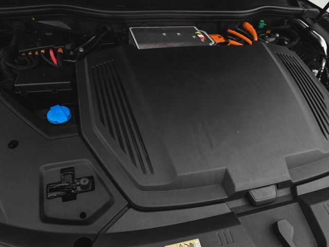 2024 Audi Q8 Sportback e-tron Premium - 22870981 - 36