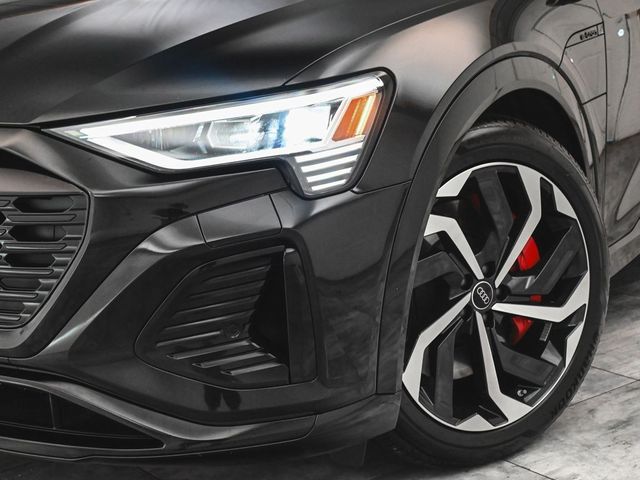 2024 Audi Q8 Sportback e-tron Premium - 22870981 - 40