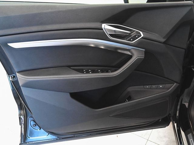 2024 Audi Q8 Sportback e-tron Premium - 22870981 - 7