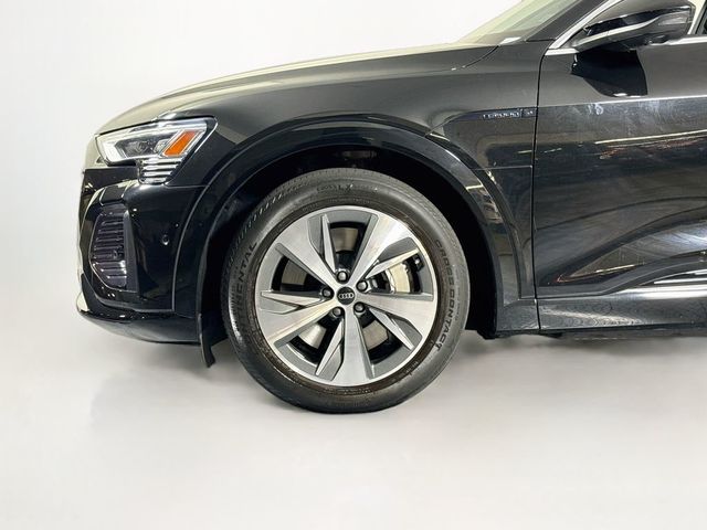 2024 Audi Q8 Sportback e-tron Premium Plus - 23070055 - 22