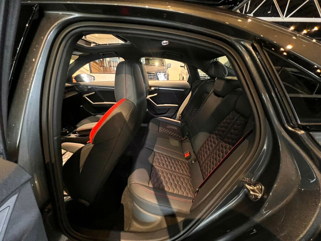 2024 Audi RS 3 RS3/CarbonPkg/RS TechPkg/BlackOpticPlusPkg/HeadUpDisplay/NAV - 22997663 - 11