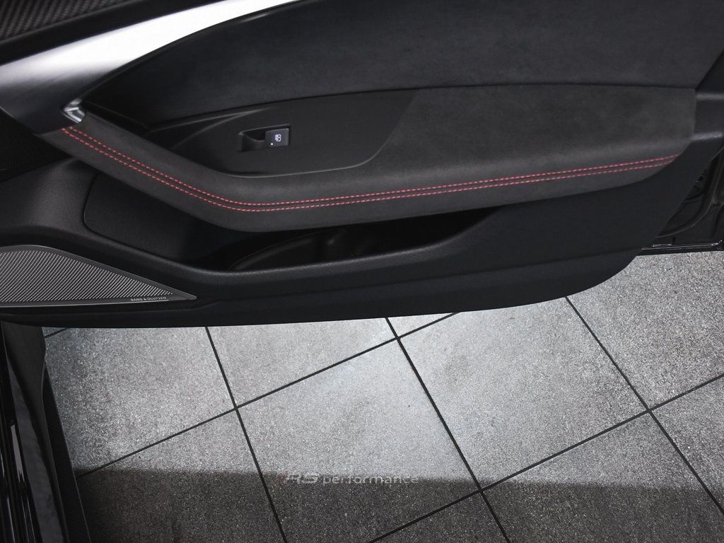 2024 Audi RS 6 Avant Performance Base photo 25