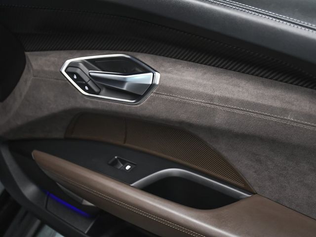 2024 Audi RS e-tron GT Base - 22948359 - 17