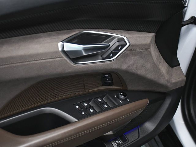 2024 Audi RS e-tron GT Base - 23006675 - 9