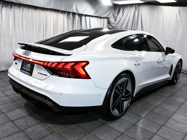 2024 Audi RS e-tron GT Base - 23006675 - 5