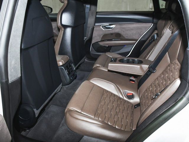 2024 Audi RS e-tron GT Base - 23006675 - 64