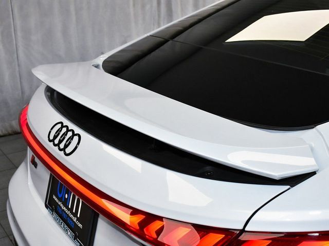 2024 Audi RS e-tron GT Base - 23006675 - 93