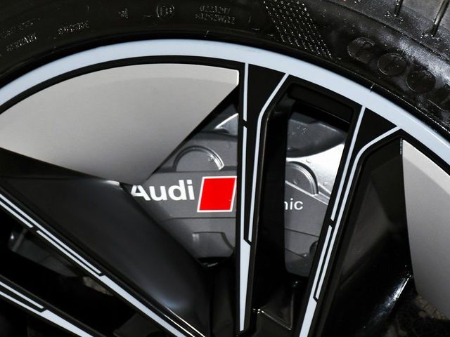 2024 Audi RS e-tron GT Base - 23006675 - 96