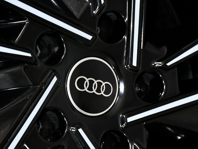 2024 Audi RS e-tron GT Base - 23006675 - 97