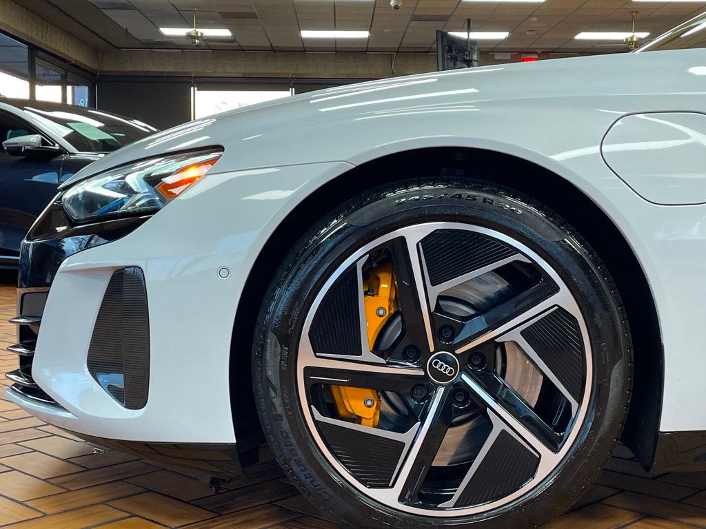 2024 Audi RS e-tron GT quattro - 22940193 - 4