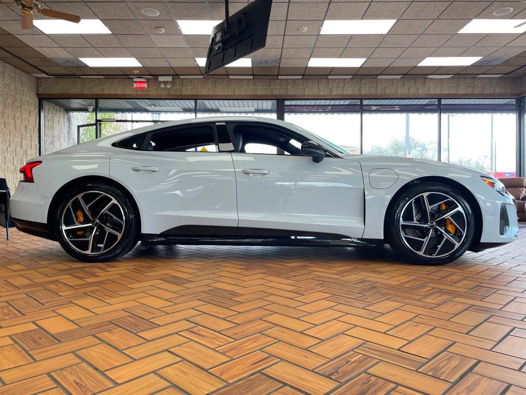 2024 Audi RS e-tron GT quattro - 23014469 - 6