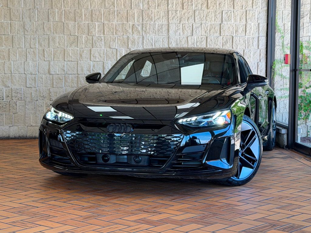 2024 Audi RS e-tron GT quattro - 23043322 - 1