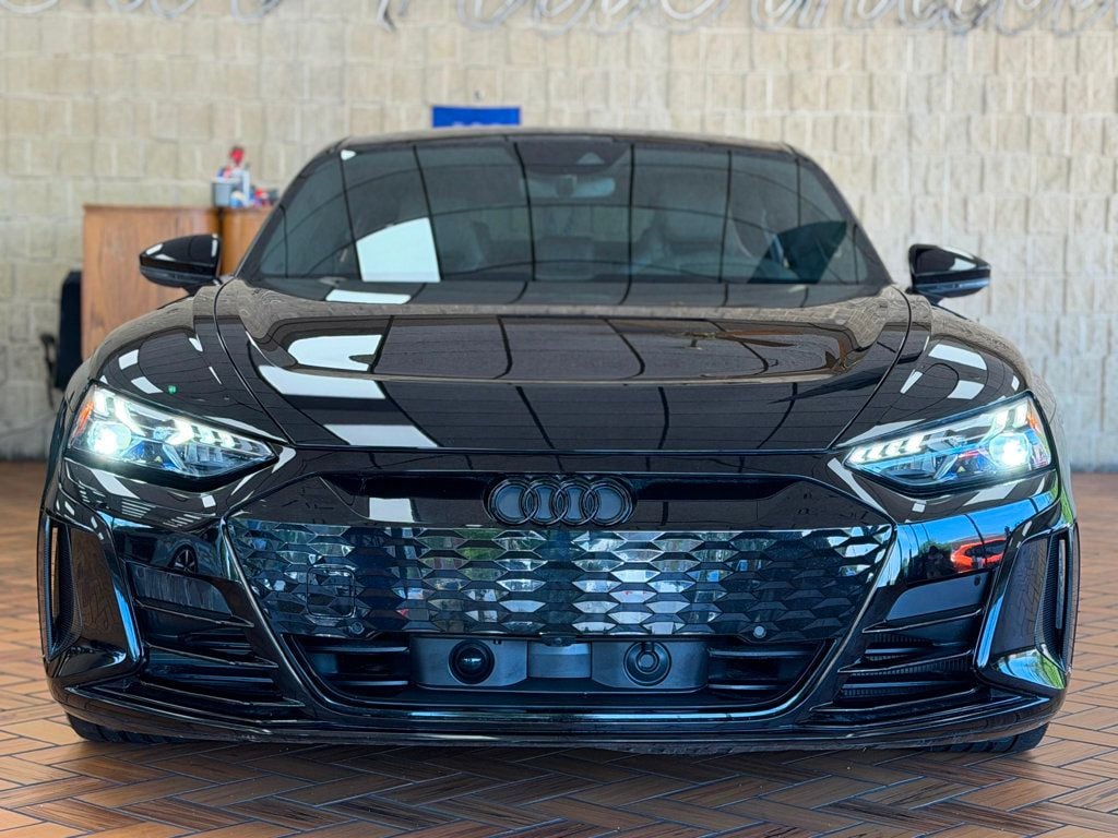 2024 Audi RS e-tron GT quattro - 23043322 - 2