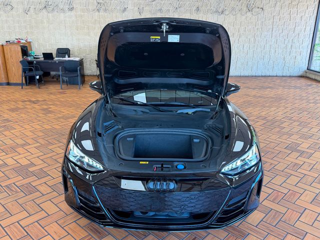 2024 Audi RS e-tron GT quattro - 23043322 - 37