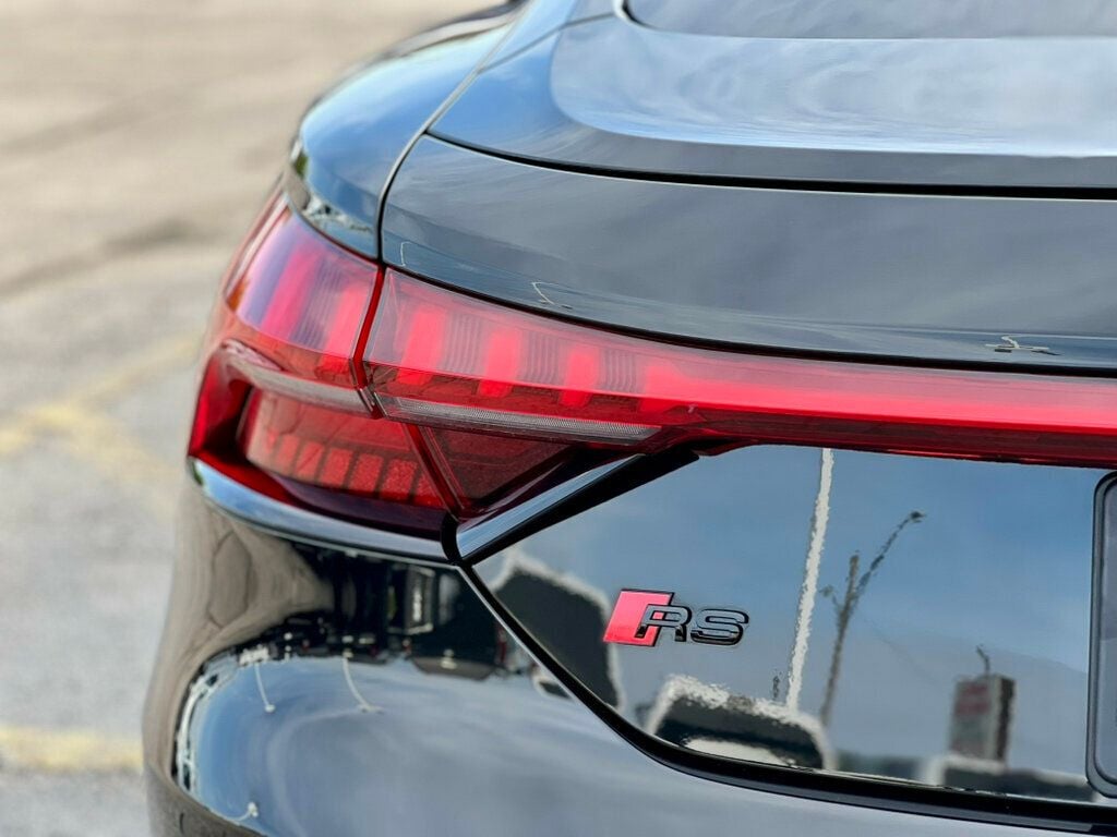 2024 Audi RS e-tron GT quattro - 23042908 - 10