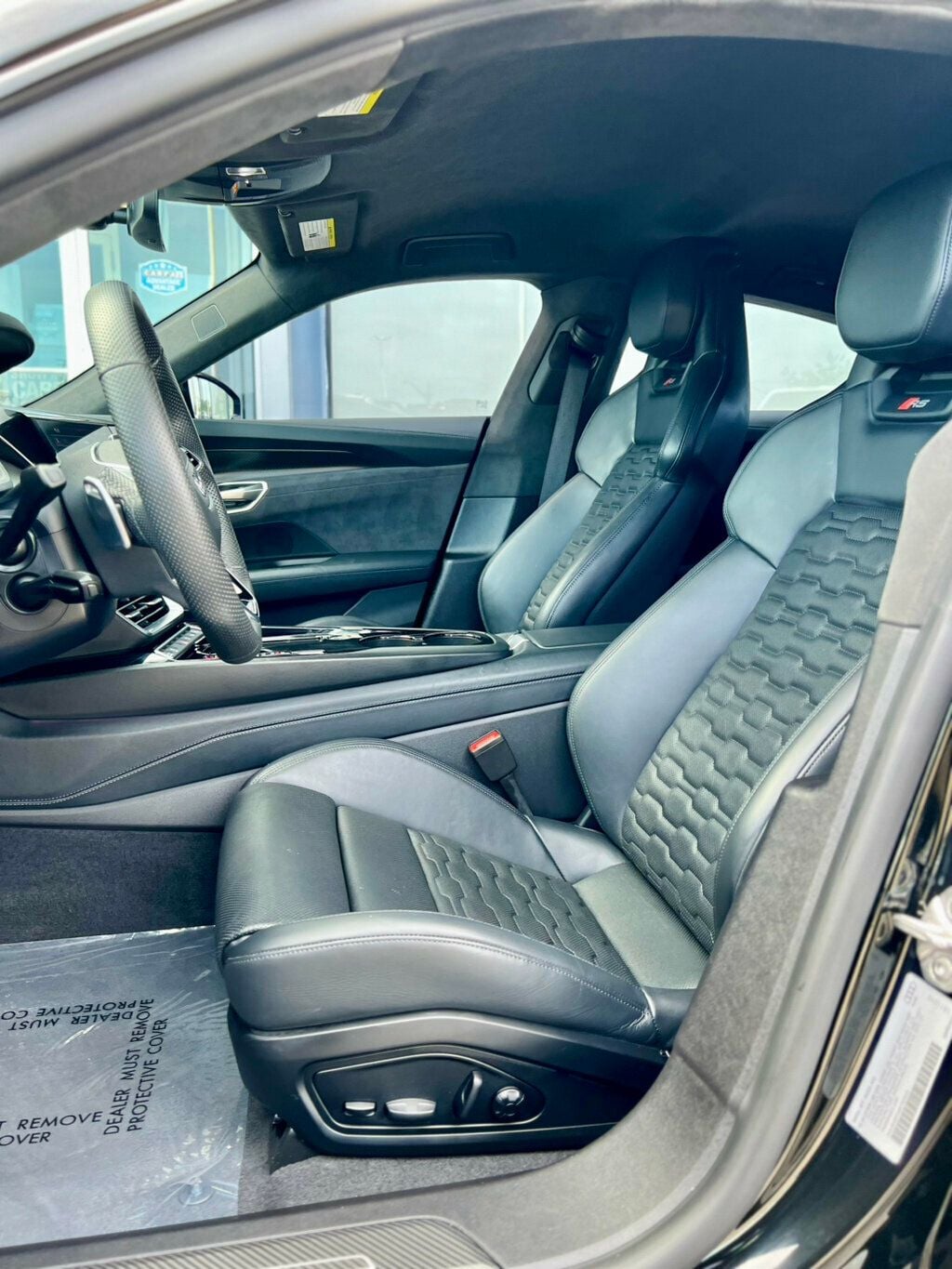 2024 Audi RS e-tron GT quattro - 23042908 - 15