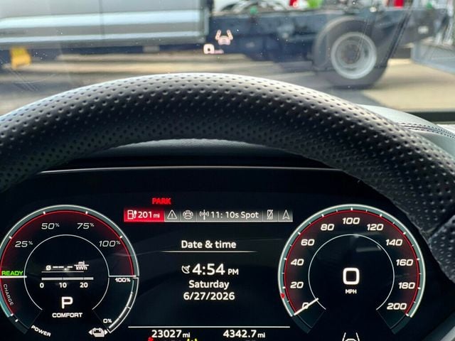 2024 Audi RS e-tron GT quattro - 23042908 - 21
