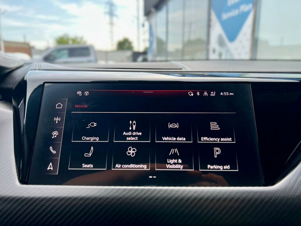 2024 Audi RS e-tron GT quattro - 23042908 - 22