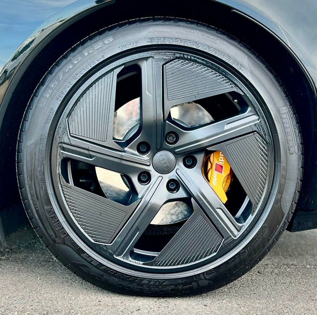 2024 Audi RS e-tron GT quattro - 23042908 - 34