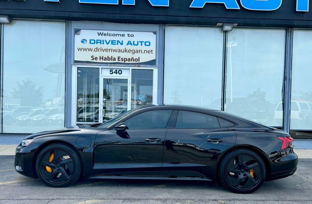 2024 Audi RS e-tron GT quattro - 23042908 - 38