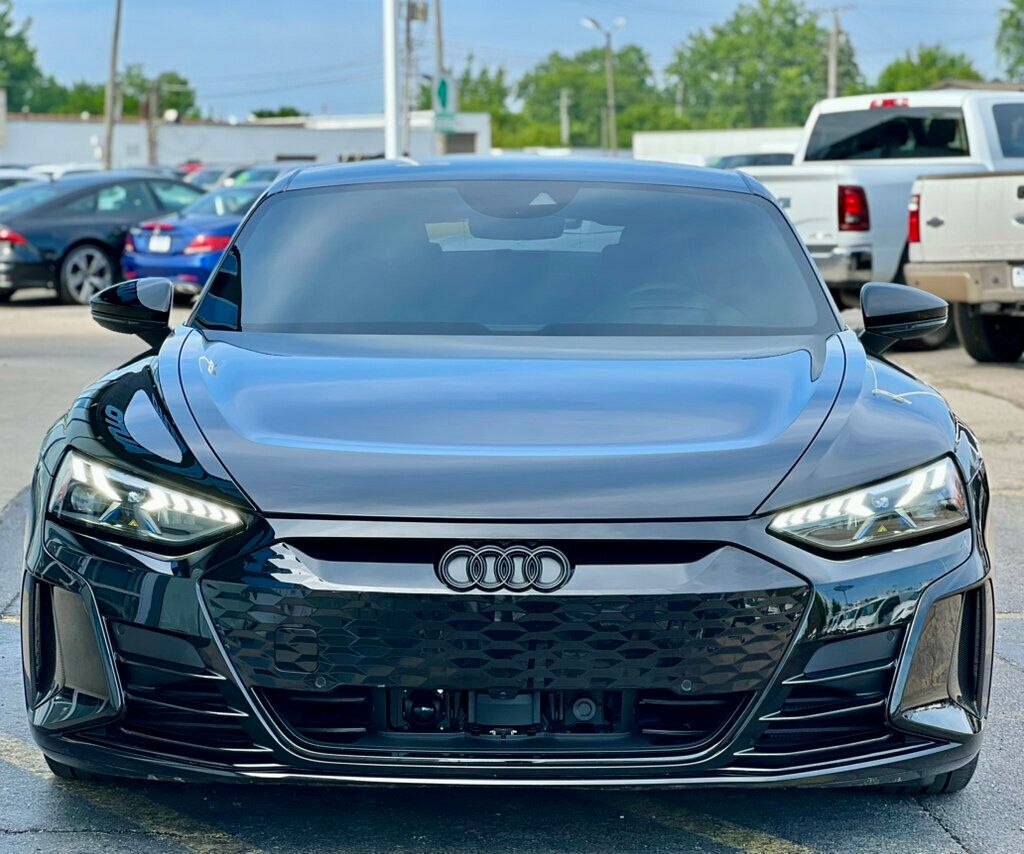 2024 Audi RS e-tron GT quattro - 23042908 - 42