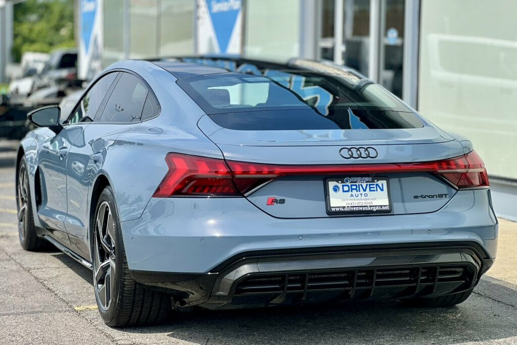 2024 Audi RS e-tron GT quattro - 23046394 - 36