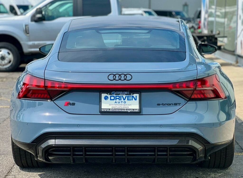 2024 Audi RS e-tron GT quattro - 23046394 - 3