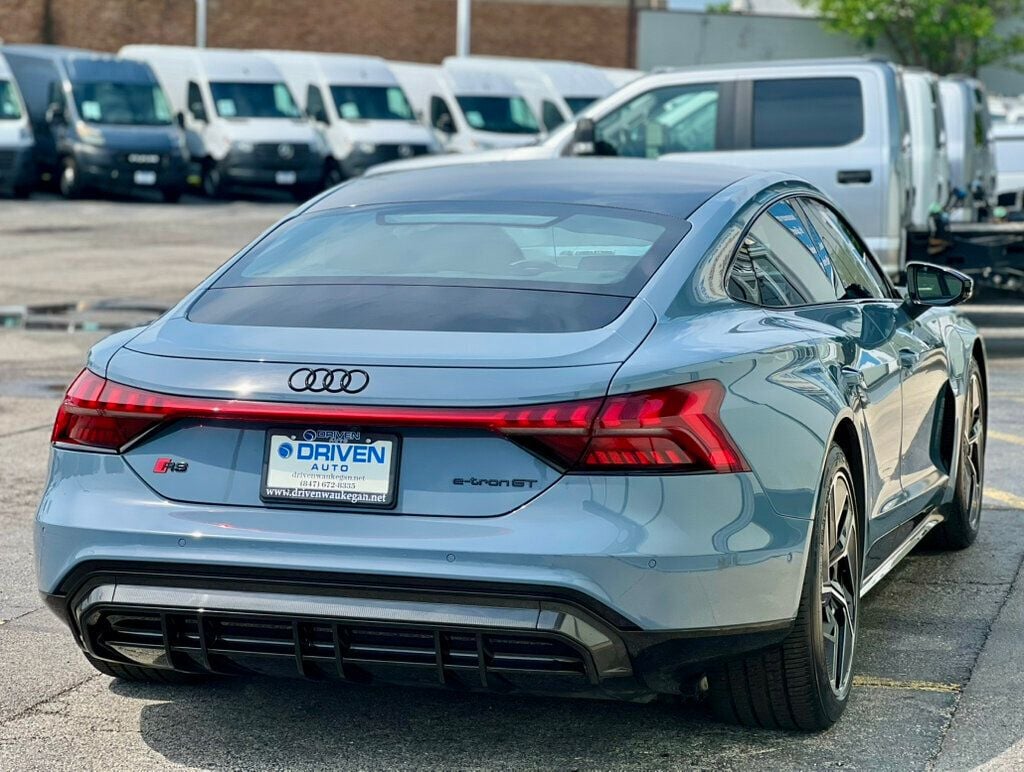 2024 Audi RS e-tron GT quattro - 23046394 - 4