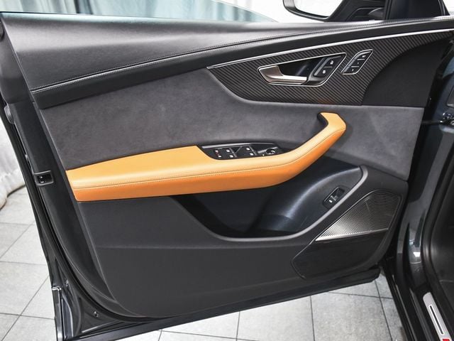 2024 Audi RS Q8 4.0T - 22948936 - 8